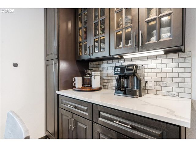 15120 Se FRANKLIN St, Portland, OR 97236