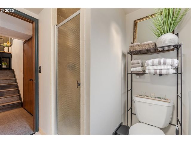 15120 Se FRANKLIN St, Portland, OR 97236