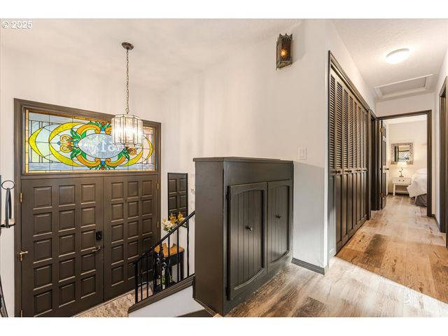 15120 Se FRANKLIN St, Portland, OR 97236