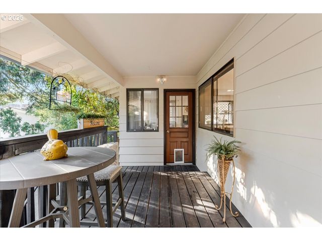 15120 Se FRANKLIN St, Portland, OR 97236