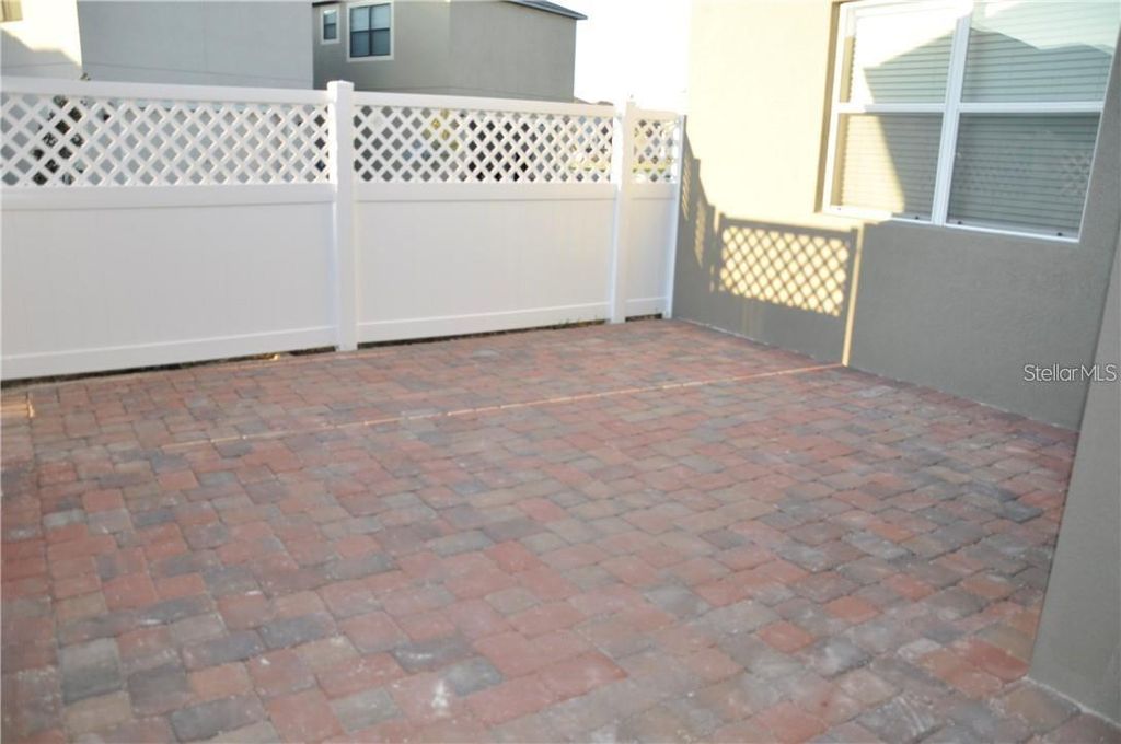 Image 13 of property listing at 7612 FAIRGROVE AVENUE, Windermere, FL 34786