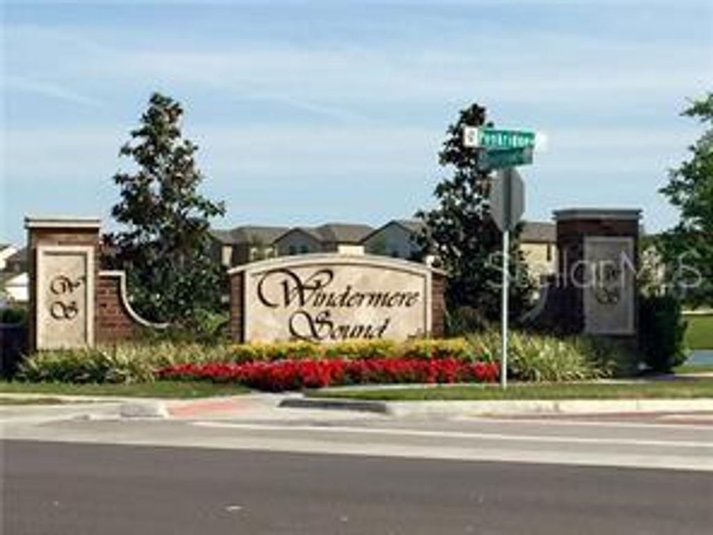 Image 19 of property listing at 7612 FAIRGROVE AVENUE, Windermere, FL 34786