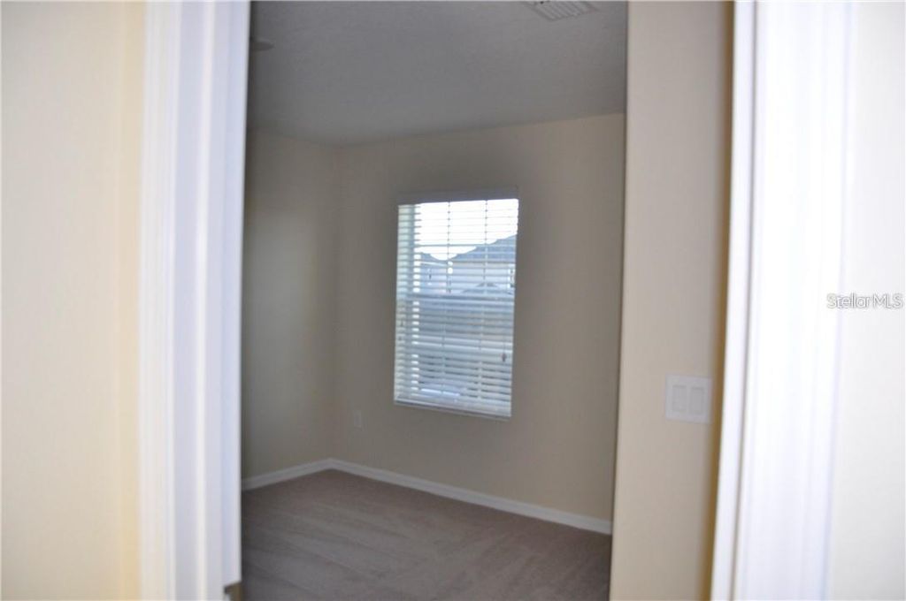 Image 8 of property listing at 7612 FAIRGROVE AVENUE, Windermere, FL 34786