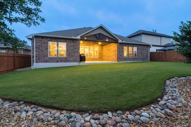 305 Milano DR, Liberty Hill, TX 78642