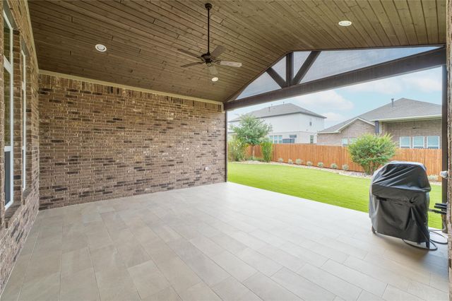 305 Milano DR, Liberty Hill, TX 78642