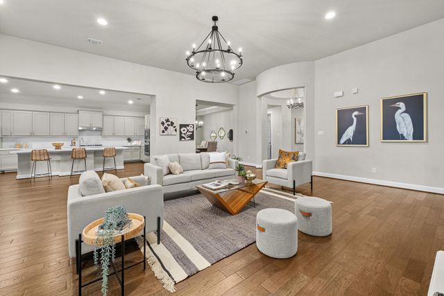 305 Milano DR, Liberty Hill, TX 78642