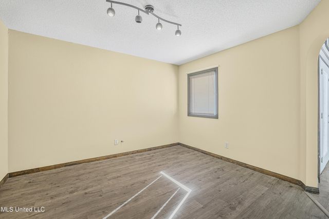 4409 Shadow Wood Circle, Pascagoula, MS 39581