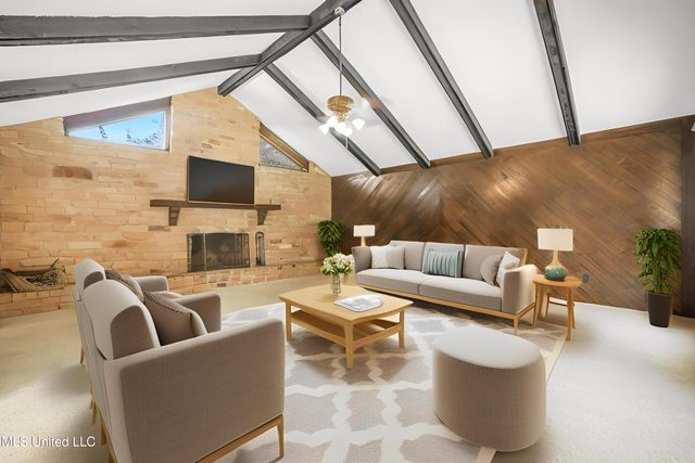 4409 Shadow Wood Circle, Pascagoula, MS 39581