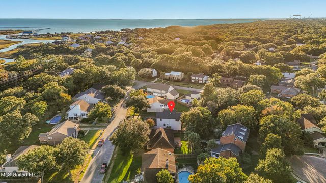 4409 Shadow Wood Circle, Pascagoula, MS 39581