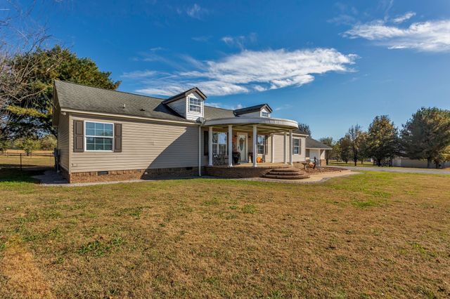 2673 McKnight Rd, Culleoka, TN 38451