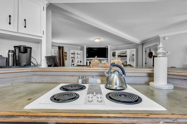 2673 McKnight Rd, Culleoka, TN 38451