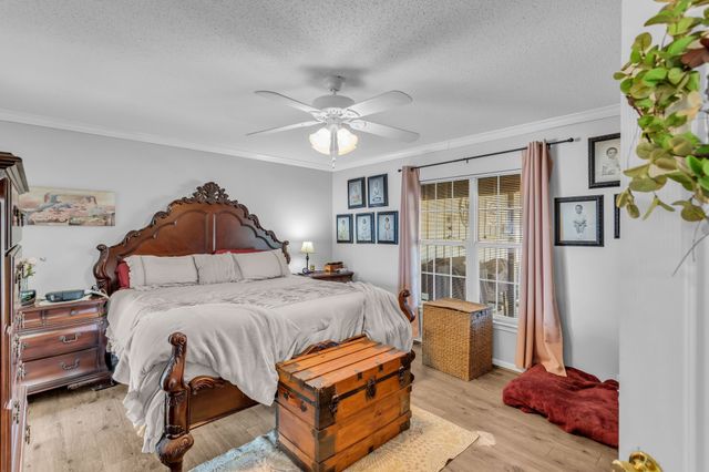 2673 McKnight Rd, Culleoka, TN 38451