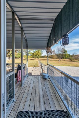 2673 McKnight Rd, Culleoka, TN 38451