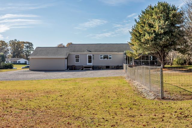 2673 McKnight Rd, Culleoka, TN 38451