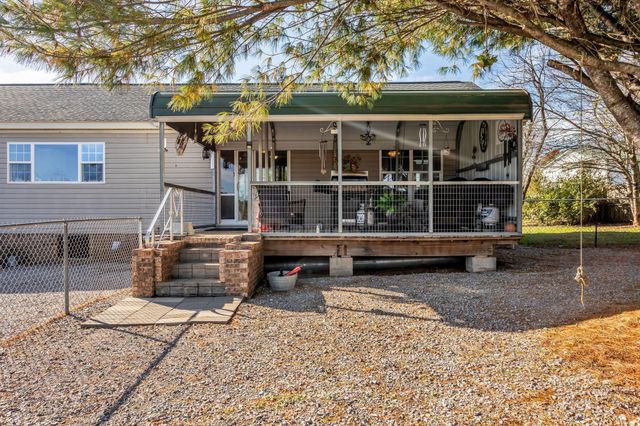 2673 McKnight Rd, Culleoka, TN 38451