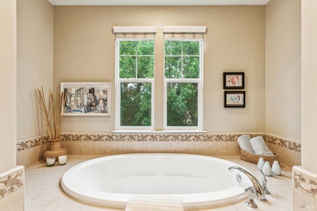 4155 Casper Way, Napa, CA 94558