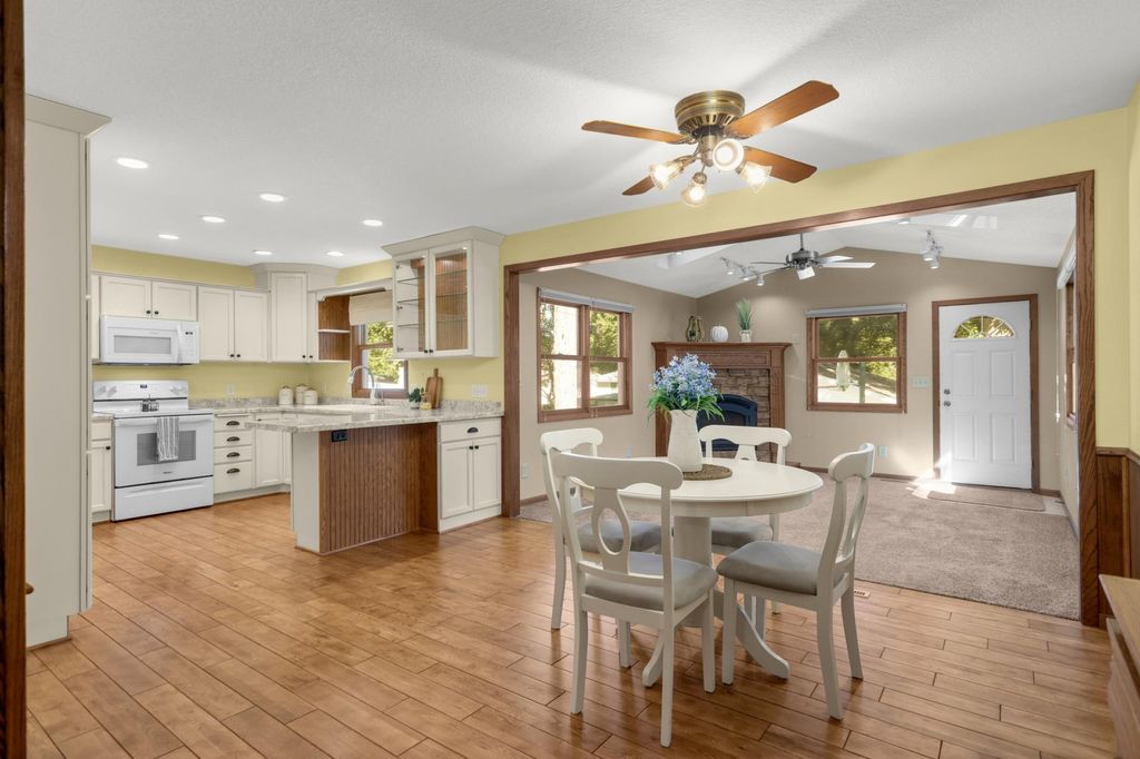 1601 Walnut Street, Hastings, MN 55033 — photo 3