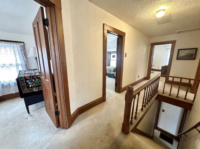 1132 Elm Street, Grinnell, IA 50112