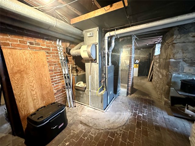 1132 Elm Street, Grinnell, IA 50112