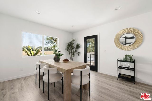 6160 Shoshone Avenue, Encino, CA 91316