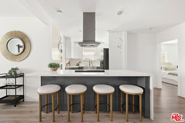 6160 Shoshone Avenue, Encino, CA 91316