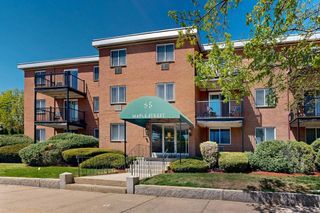 95 Maple St 21, Malden, MA 02148