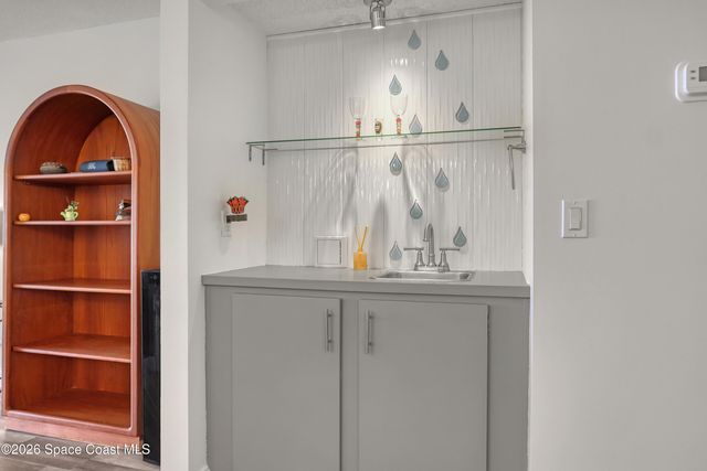 3799 S Banana River Boulevard 811, Cocoa Beach, FL 32931