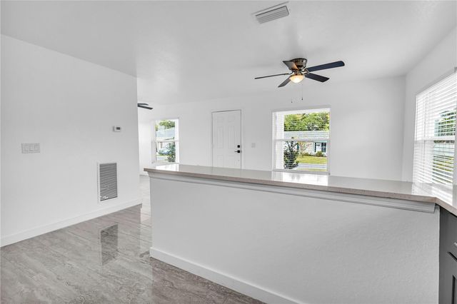 5310 22ND STREET COURT E, Bradenton, FL 34203