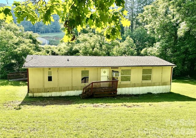 8 White Oak Drive, Leicester, NC 28748