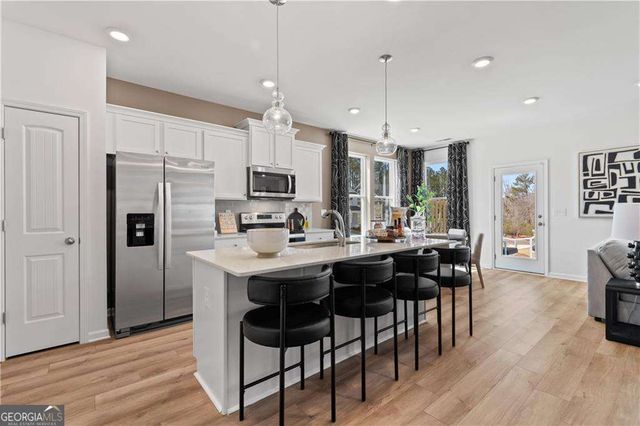 412 Enchanted Spring Court, Mcdonough, GA 30253