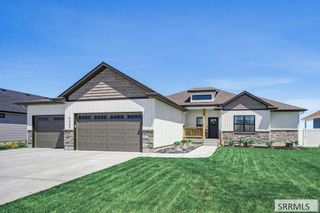 902 Jack Ln, Idaho Falls, ID 83402