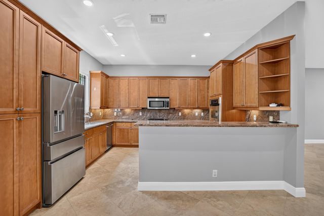 125 NW GARDENER Street, Boca Raton, FL 33432