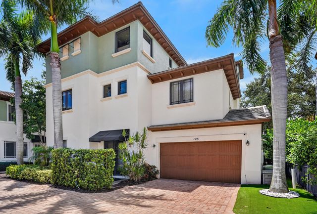 125 NW GARDENER Street, Boca Raton, FL 33432