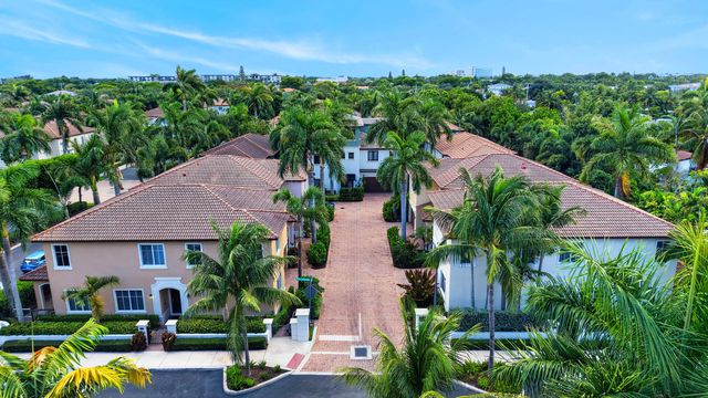 125 NW GARDENER Street, Boca Raton, FL 33432