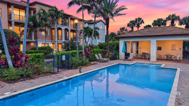 125 NW GARDENER Street, Boca Raton, FL 33432
