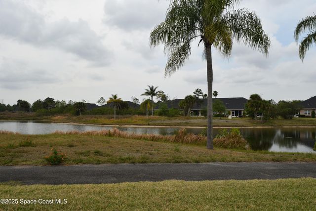 620 Remington Green Drive SE 103, Palm Bay, FL 32909