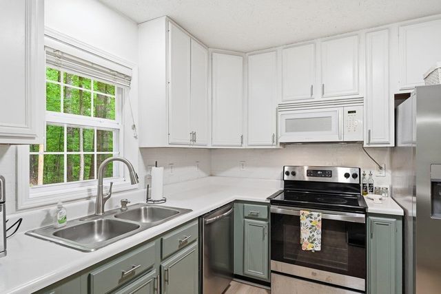 20 Forest Drive, Travelers Rest, SC 29690