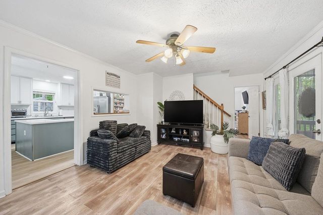 20 Forest Drive, Travelers Rest, SC 29690