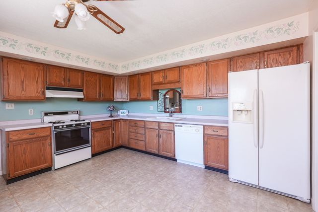 690 E VICKSBURG Court, Bourbonnais, IL 60914