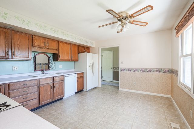 690 E VICKSBURG Court, Bourbonnais, IL 60914