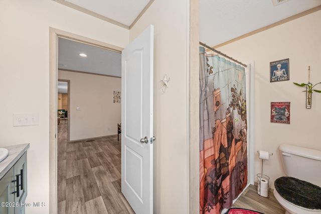 728 James Street, Hubert, NC 28539