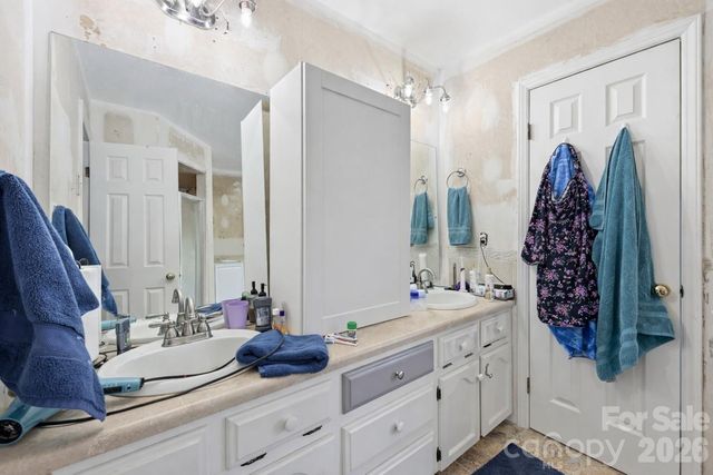 3658 Gaston Day School Road, Gastonia, NC 28056