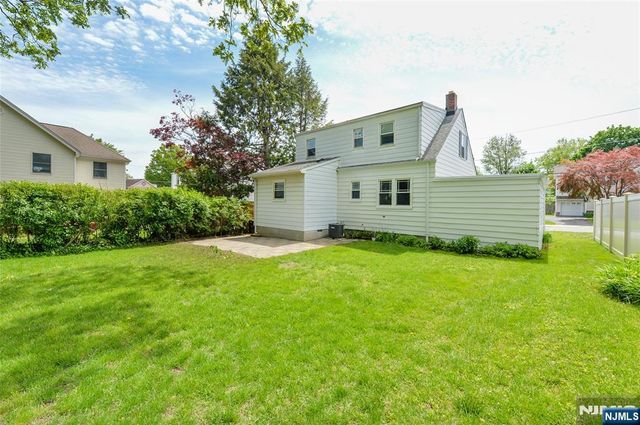 28-19 Warren Road, Fair Lawn, NJ 07410