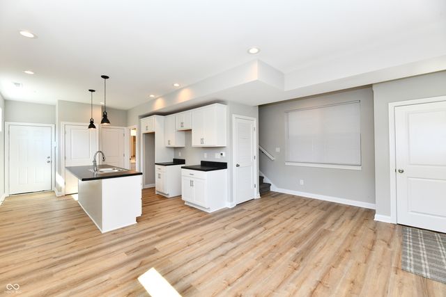 922 N Oakland Avenue, Indianapolis, IN 46201