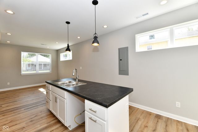 922 N Oakland Avenue, Indianapolis, IN 46201