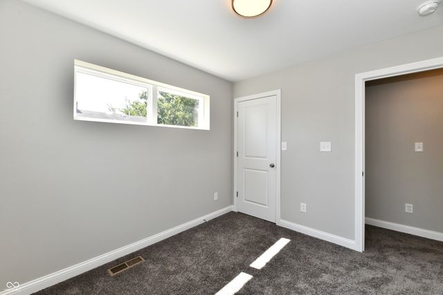 922 N Oakland Avenue, Indianapolis, IN 46201