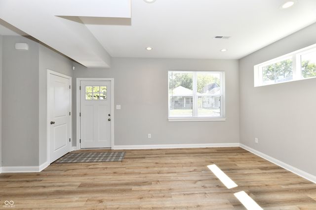 922 N Oakland Avenue, Indianapolis, IN 46201