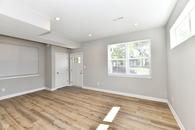 922 N Oakland Avenue, Indianapolis, IN 46201