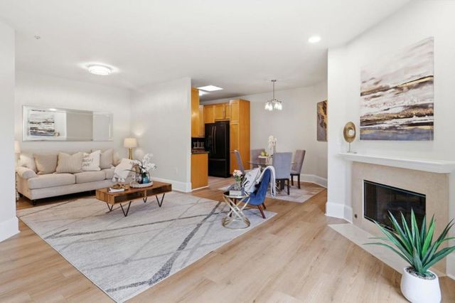 107 El Camino Real 302, Burlingame, CA 94010