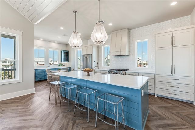 166 Triton Lane, Port Aransas, TX 78373